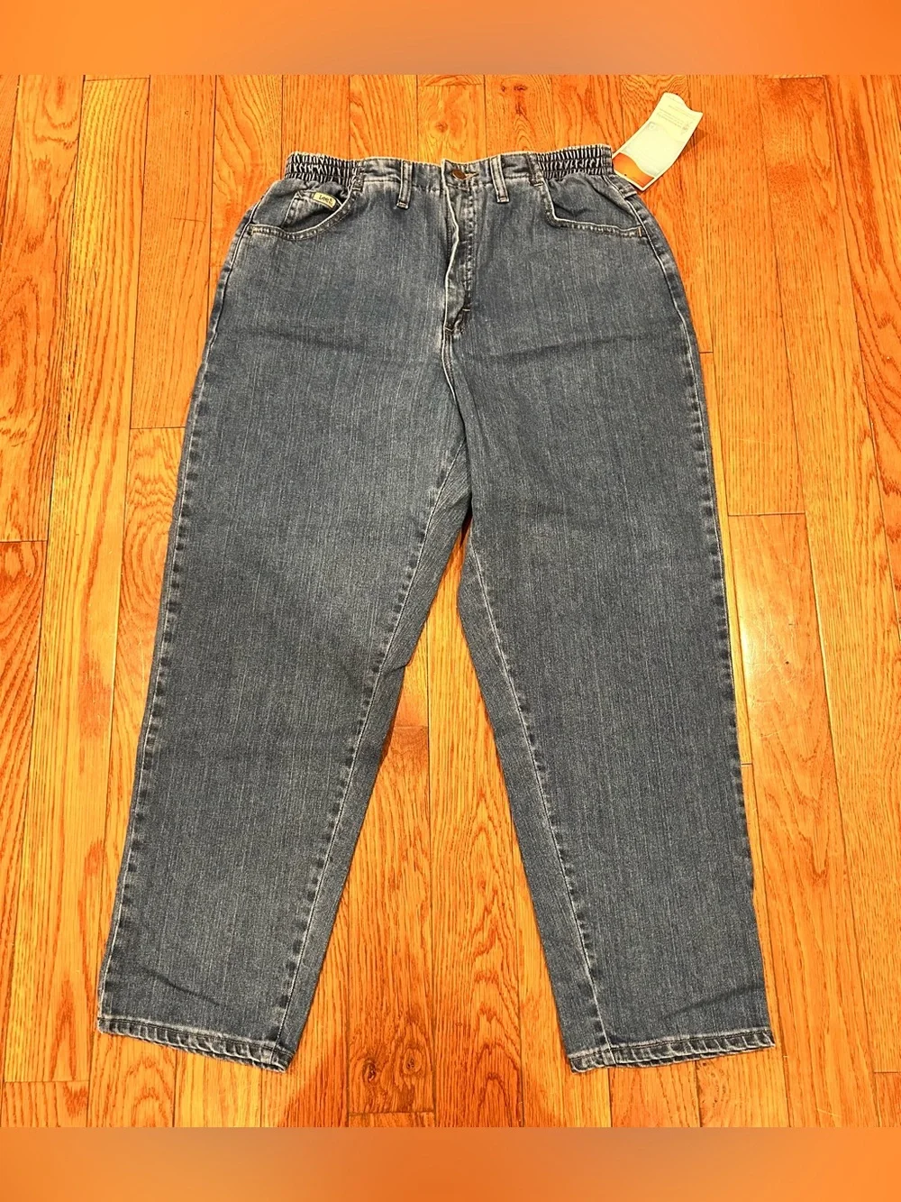 Lee nwt side